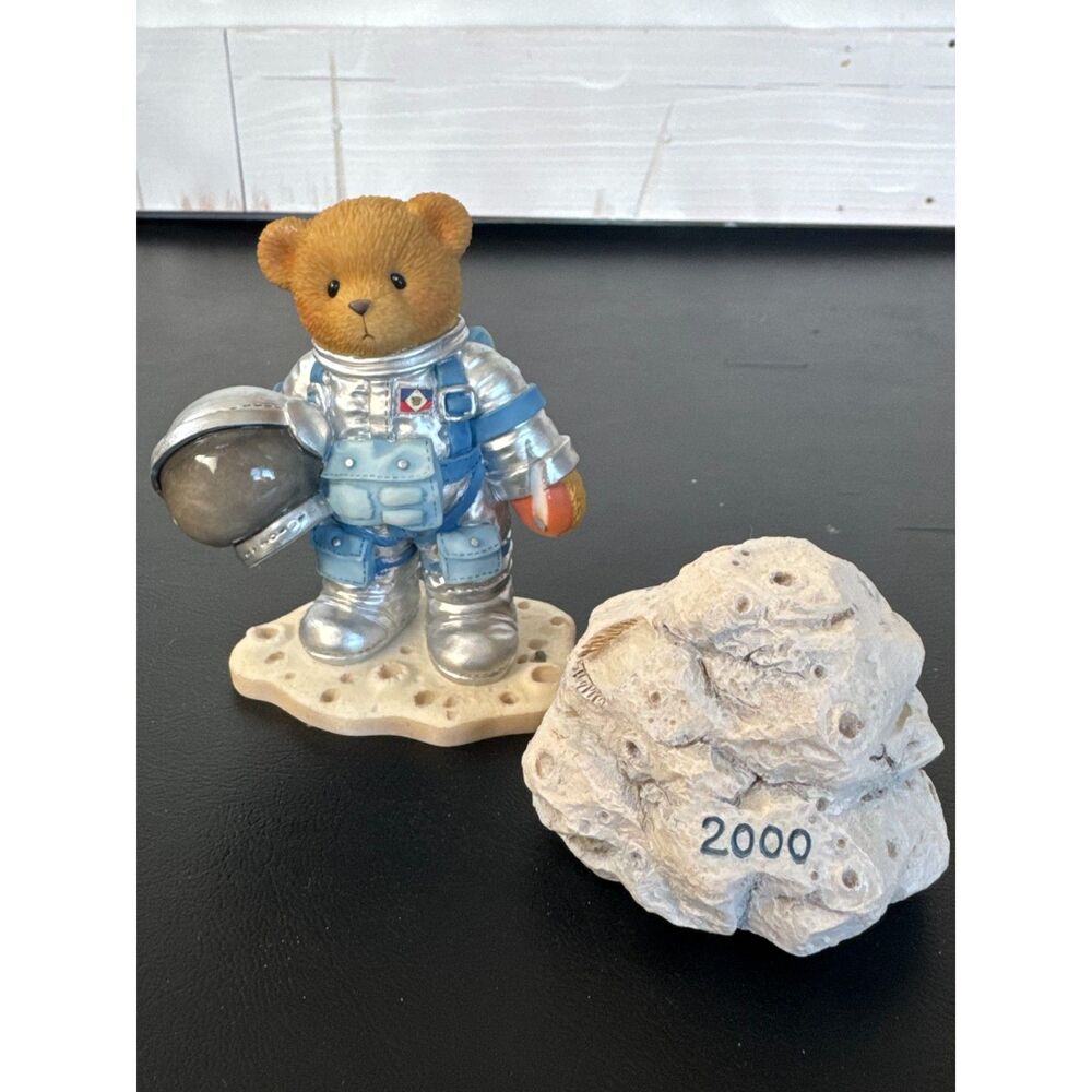 2000 Cherished Teddies 601659 Neil Armstrong Figurine